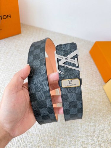 Product Name: Louis Vuitton Belt - Original Single Belt Model: Hook, Classic Pur