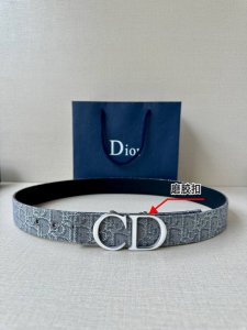 Width 3.5 Cm This 35Mm Double-Sided Belt Combines Classic Elegance With Modern F
