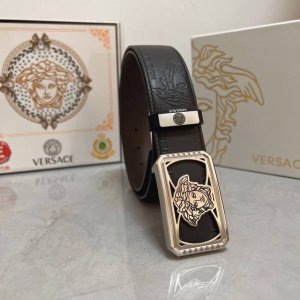 Product Name: Versace (Ddd) Material: 100% top-grain cowhide belt, guaranteed ge