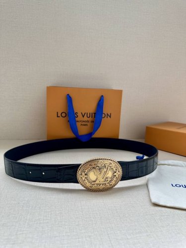 Special Edition 3.4-Inch Wide Lv Heritage Double-Sided Belt Features A Striking