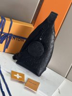 Original, premium design with all-steel hardware. This Duo shoulder bag feature