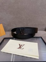 Lv Dimension 4.0 double-sided belt introduces classic style into a novel size de