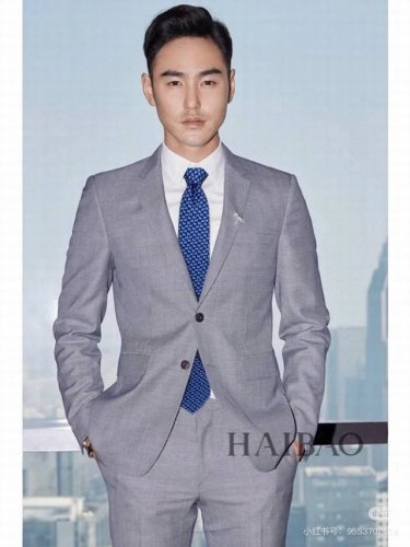 H Little turtle pattern ties are rare. We release a thousand different prints ev