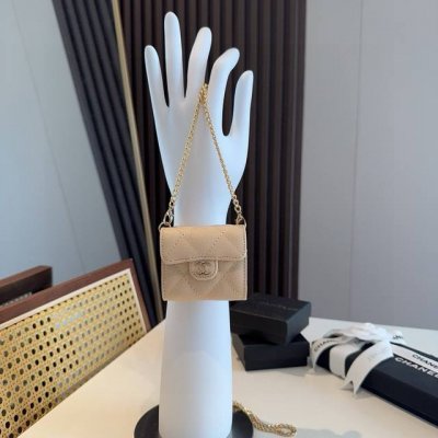 Chanel classic C3 earphone bag universal model official website 1:1 earphone bag