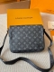 Replica Lv Louis Vuitton District men's black old flower medium shoulder messeng