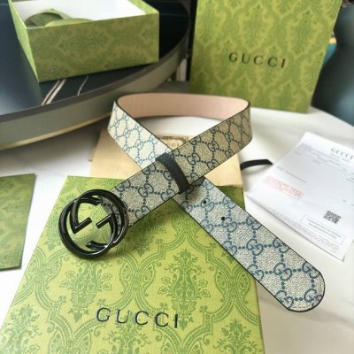 GUCCI 40mm wide men's belt. This fashionable belt is crafted from double-sided t