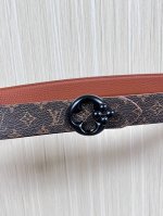 Flowergram Reversible Belt: This belt combines Monogram canvas and Monogram embo
