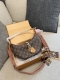 Lv new product Looping Choose a moon you likeNew size Loop is newly launchedPair
