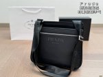 Prada Prada nylon bag is very stylish! is light and looks very stylish on the up