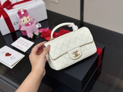 Folding box airplane box Size: 20*12Cm Chanel Mini Cf Handle No matter the match