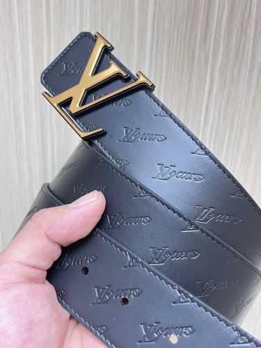 Special 4.0 New Model Of The Season, One Side Is Imported Calfskin, The Other Si