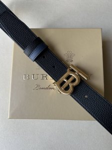 Brand: Burberry Price: p (without gift box) Size: 35mm wide (authentic size) Ha