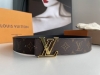Lv Shae40Mm Double-Sided Belt Is Launched This Season With A New Look And Colorf