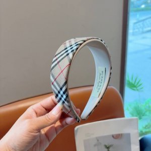 with packaging Burberry high version of the new double-layer wide-brimmed headb