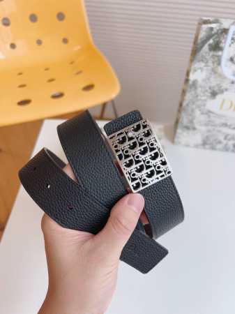 Dio* A must-have exquisite CD buckle belt from Dior, suitable for both business - Click Image to Close