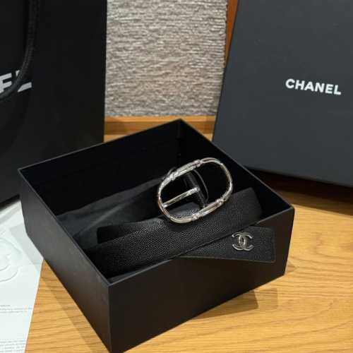 New Chanel Women's Belt This belt is made of double-sided calfskin leather, ado