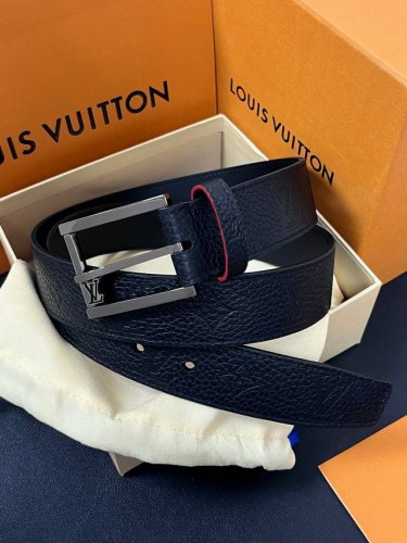 3.5mm double-sided imported cowhide, single-sided Z-pattern embossed, paired wi