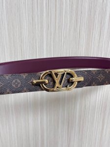 This season's newest design features a belt crafted from luxurious calfskin and