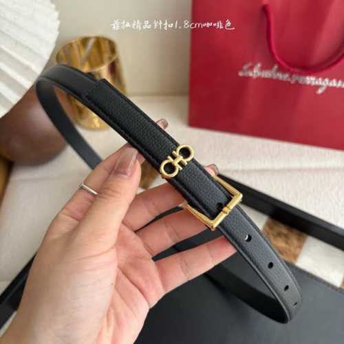 This narrow Fila leather belt is crafted from natural grained cowhide, offering