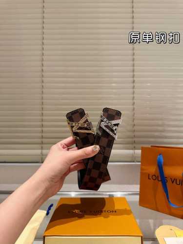 Steel buckle High version! LV leather belt ~ The most popular version among the