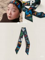 Hermes "Freedom" Twilly scarf Twilly silk ribbon 100% mulberry silk. This small