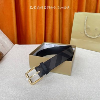 Burberry smooth leather belt with exquisite pin buckle embellishment, featuring