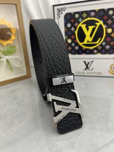 Product Name: Lv..Louis..Louis Vuitton Original Material: Original Leather Belt,
