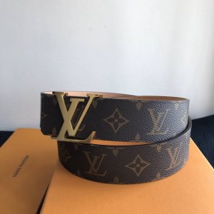 original single-LV Louis Vuitton iconic letter metal buckle with classic checker