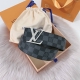 Delivery counter full gift box packaging. Lv 40 mm double-sided belt with canva