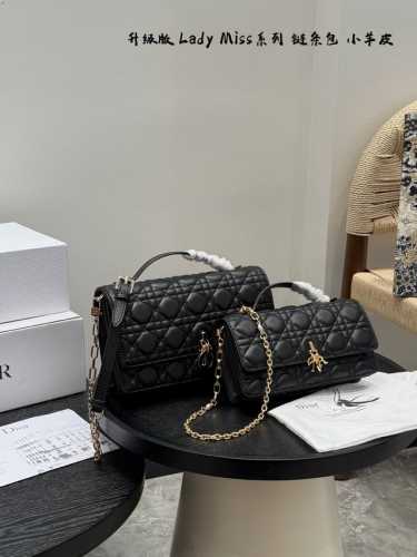 Full gift set Upgraded version! Lambskin Size: 21*12cm Small 24*14cm Large New M