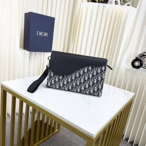 The most premium version on the market. Compare the Saddle A5 Triangle Clutch.