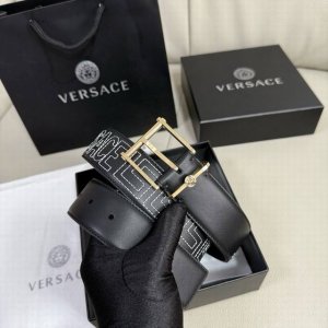 Versace, 4.0cm wide Medusa Heritage belt. Black, calfskin, engraved logo, Medus