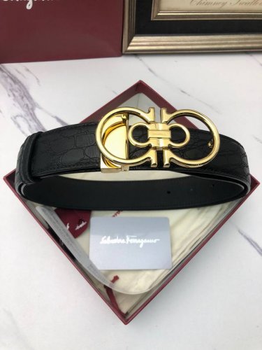 Salvatore Ferragamo: Original Top-Grain Cowhide Embossed Surface: Lined With Top