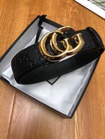 Full set of boutique gift box packaging delivered. Gucci: Original single-layer