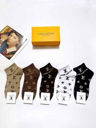 with packaging a box of 5 pairs Lv Louis Vuitton classic letter Logo Ins super