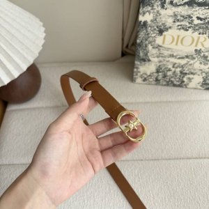 Dior new belt, made of fine top-grain leather, soft to the touch, comfortable an