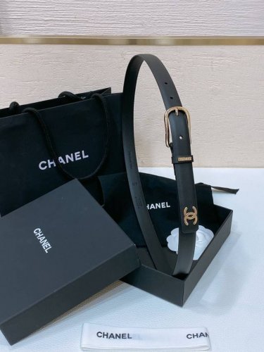 Chanel Cc Calfskin, Classic Pin Buckle, Metal Logo, Soft And Smooth, 2.0 Cm, Pre