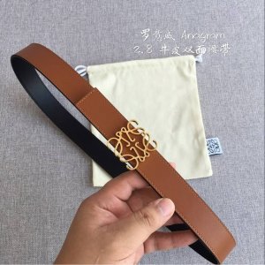 Loewe boutique best-selling item, thanks to customer feedback with real photos,