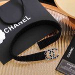 Chanel Cc chain with brass logo buckle, calfskin leather, silver and gold metal,