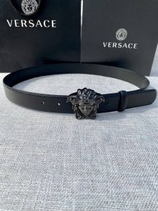 Width: 3.0 Cm Versace This Plain Weave Belt Features The Iconic Versace Medusa H