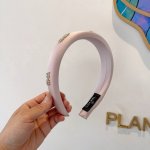 with packaging Chanel Chanel's new satin headband, retro headband, popular onlin