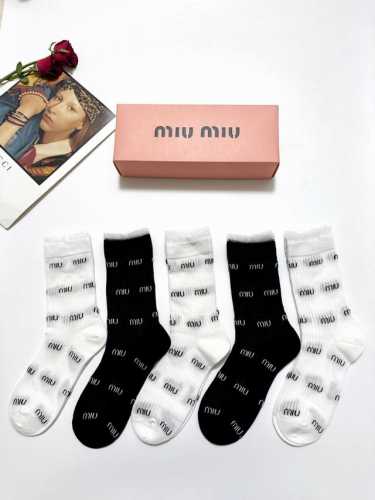 comes with packaging 5 pairs per box Miumiu Miu Miu classic letter logo pure co