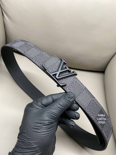 Special Lv Dimension Double-Sided Belt From The Creative Director Pharrell Willi