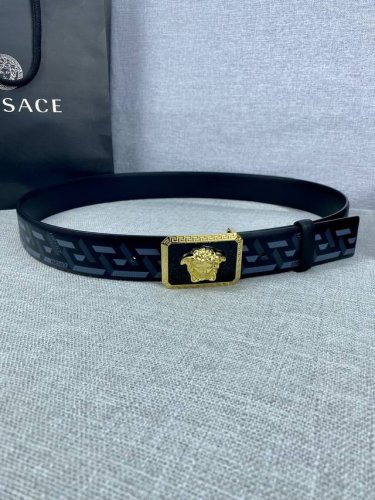 Width 4.0Cm Versace This Palazzo Belt Is Made Of Cowhide Leather And Decorated W