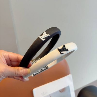 with packaging Lv Louis Vuitton classic new headband, fashionable and cute wide