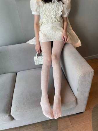 One box contains one pair of Louis Vuitton lettered fishnet stockings/pantyhose, - Click Image to Close