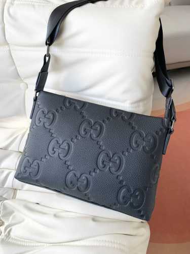 Gucci men's new stylish shoulder bag, classic logo signature webbing with waterp