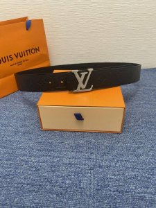 Louis Vuitton Classic Original Quality, Lychee-Textured Embossing Paired With Or
