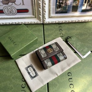 Premium edition with green box packaging. Premium Gucci product! Genuine qualit