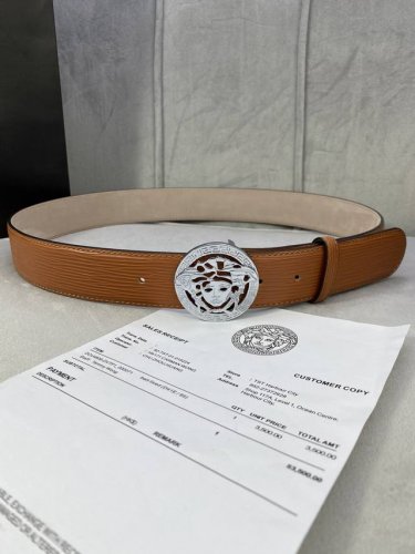 Width 4.0Cm This Versace Water Ripple Belt Is Decorated With The Iconic Versace